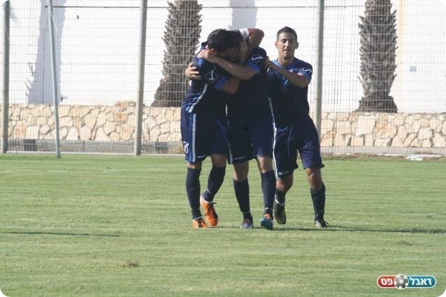 נהריה חוגגת את הראשון שהדהים את נשר (מיכה פישנזון)